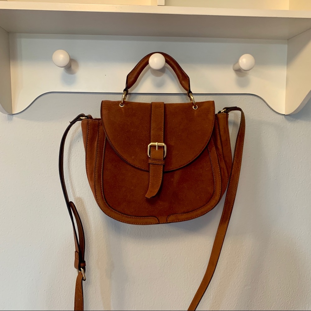 Brown purse with gold hardware